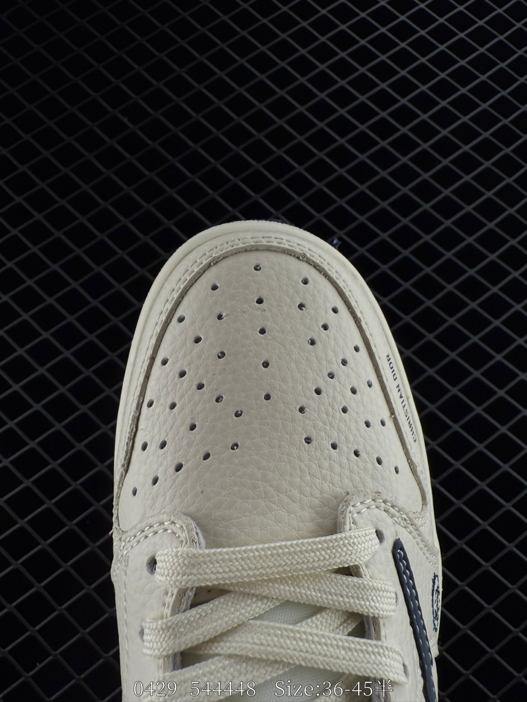 Travis Scott x Air Jordan 1 ” Reverse Mocha “